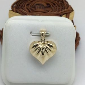 14K Yellow Gold Heart Pendant